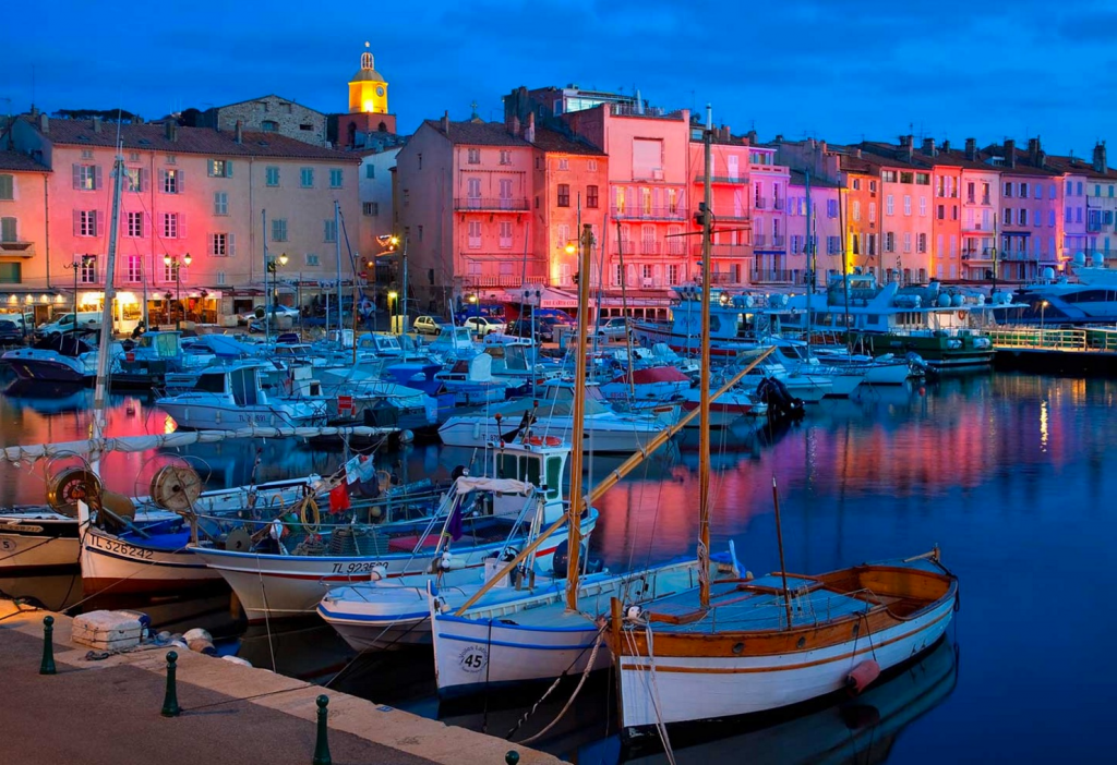 This image has an empty alt attribute; its file name is Saint-Tropez-in-Pink-1024x702.png